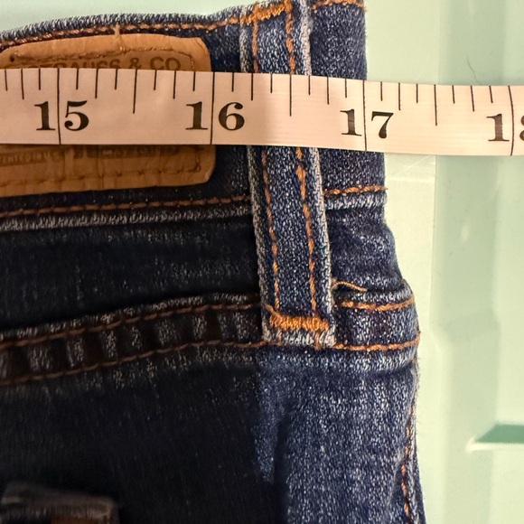 Levi’s 515 Short Shorts, size 12 - Picture 8 of 8